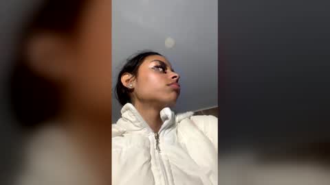 Snapshot of 1threestar chatting on 5, 3, 2026 1Threestar online show from 5, 3, 2026