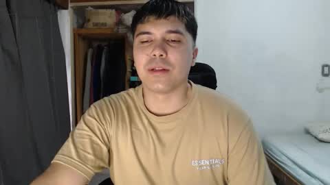 Snapshot of alexriversx chatting on 1, 4, 2026 Alexander online show from 1, 4, 2026