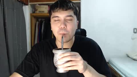 Snapshot of alexriversx chatting on 2, 4, 2026 Alexander online show from 2, 4, 2026