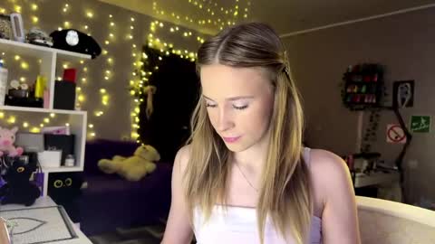 Amily online show from 2, 3, 2026