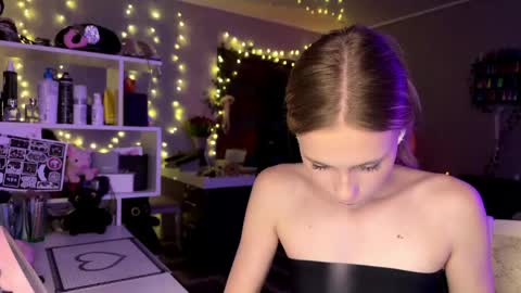 Amily online show from 23, 3, 2026