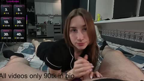 AnnyLoving online show from 5, 4, 2026