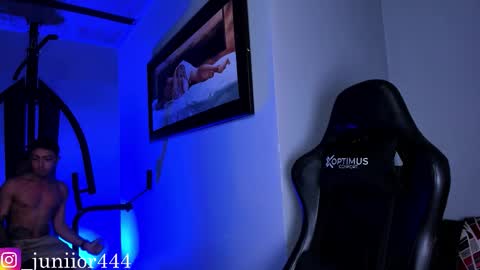 Junior       Independent Model online show from 15, 12, 2025