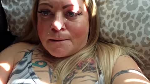 Snapshot of bigblueeyesmomma chatting on 10, 2, 2025 Tiffany online show from 10, 2, 2025