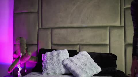 Snapshot of blair_levine chatting on 6, 4, 2026 Blair online show from 6, 4, 2026