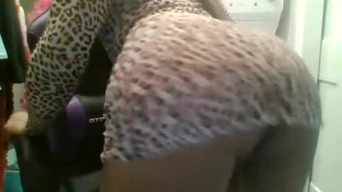 Snapshot of briny2021 chatting on 4, 1, 2025 Briny online show from 4, 1, 2025