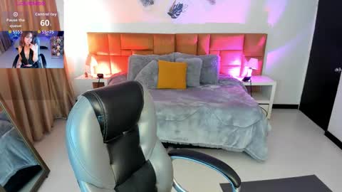 Snapshot of catti_brie_ chatting on 30, 10, 2025 catti_brie_ online show from 30, 10, 2025