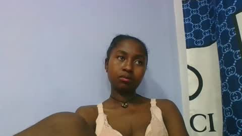 Snapshot of chantale483461 chatting on 5, 3, 2026 chantale483461 online show from 5, 3, 2026