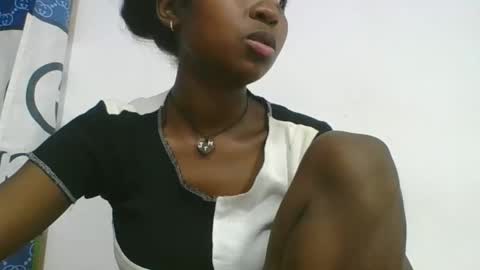 Snapshot of chantale483461 chatting on 8, 3, 2026 chantale483461 online show from 8, 3, 2026