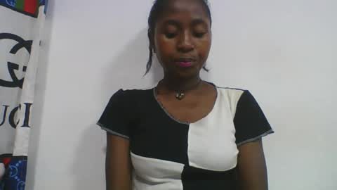 Snapshot of chantale483461 chatting on 9, 3, 2026 chantale483461 online show from 9, 3, 2026