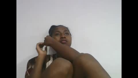 Snapshot of chantale483461 chatting on 12, 4, 2026 chantale483461 online show from 12, 4, 2026