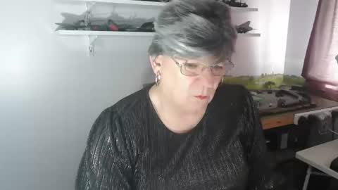 clare nylons online show from 4, 4, 2026