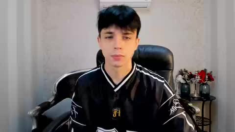 Snapshot of clarkbev chatting on 11, 3, 2026 Clark online show from 11, 3, 2026