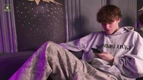 Snapshot of curlytwinkboy chatting on 8, 3, 2026 KEVIN online show from 8, 3, 2026