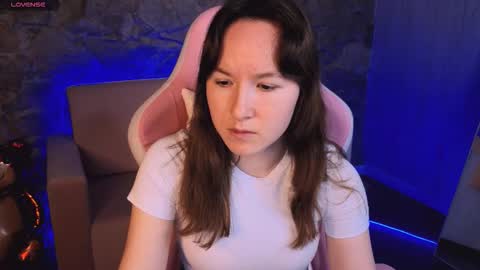 cuteglory online show from 18, 3, 2026