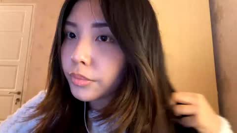 Snapshot of demetriadelapuente chatting on 16, 4, 2026 Hannah online show from 16, 4, 2026