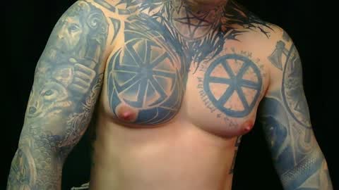 Snapshot of devilwithtats chatting on 11, 4, 2026 Lucian online show from 11, 4, 2026