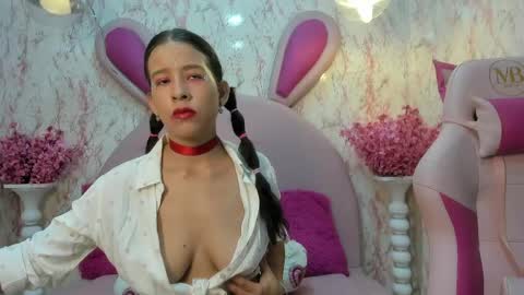 Dollyboobsy  online show from 22, 3, 2026