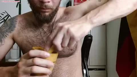 Snapshot of dominantthewolf chatting on 15, 4, 2026 Logan - INDEPENDET MODEL online show from 15, 4, 2026