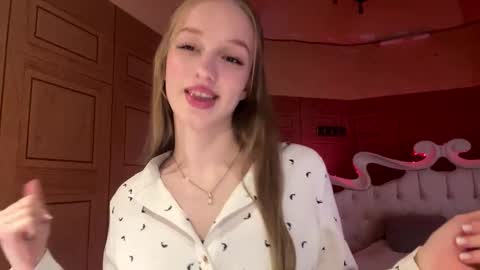 Snapshot of doreathagustave chatting on 5, 3, 2026 Anika online show from 5, 3, 2026