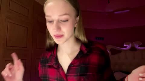 Snapshot of doreathagustave chatting on 6, 3, 2026 Anika online show from 6, 3, 2026