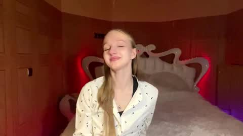 Snapshot of doreathagustave chatting on 22, 3, 2026 Anika online show from 22, 3, 2026