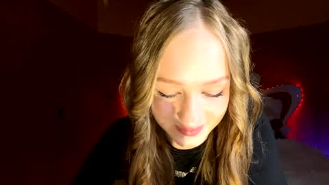 Snapshot of doreathagustave chatting on 15, 4, 2026 Anika online show from 15, 4, 2026