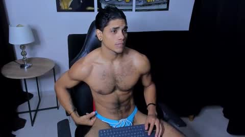 DUSTYN MICHELLE online show from 5, 3, 2026