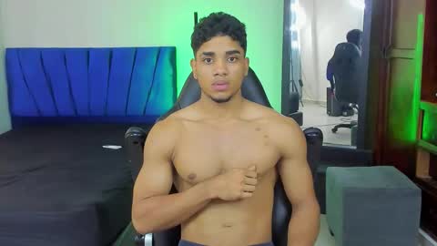 DUSTYN MICHELLE online show from 21, 3, 2026