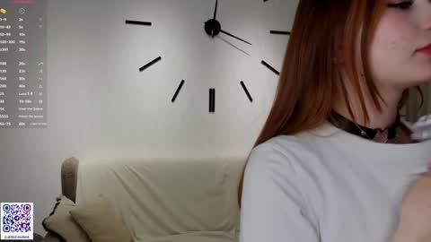 Snapshot of eartharaybourn chatting on 12, 4, 2026 Jess online show from 12, 4, 2026