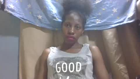 edwige770943 online show from 13, 4, 2026