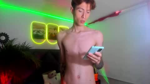 Snapshot of eliann_adam chatting on 15, 4, 2026 eliann_adam online show from 15, 4, 2026