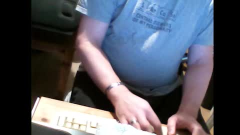 Em online show from 13, 3, 2026