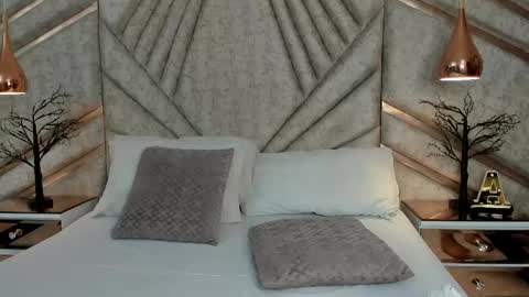 Snapshot of emelymuller chatting on 12, 4, 2026 Emely online show from 12, 4, 2026