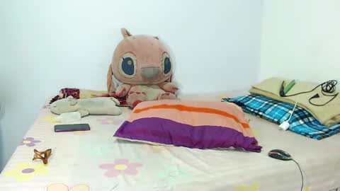 Emily  IGEmmily Baussa online show from 12, 10, 2025