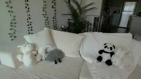 Snapshot of emilyybarely chatting on 6, 4, 2026 Emily brunette and Charlotte redhead online show from 6, 4, 2026