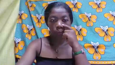 Snapshot of etoile884938 chatting on 16, 4, 2026 etoile884938 online show from 16, 4, 2026