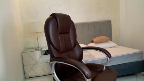 Snapshot of evans_opry1 chatting on 3, 3, 2026 E V A N S online show from 3, 3, 2026