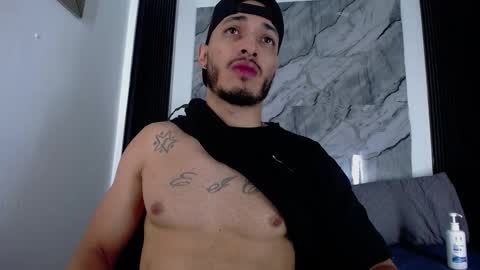 Snapshot of grant_irons chatting on 27, 3, 2026 Grant Irons online show from 27, 3, 2026