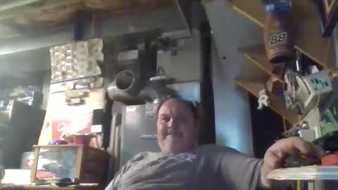 Snapshot of handiemanhere chatting on 1, 4, 2026 naked man online show from 1, 4, 2026