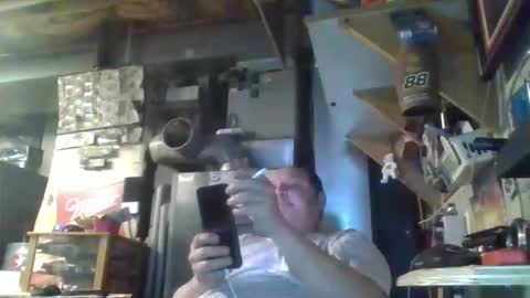 Snapshot of handiemanhere chatting on 3, 4, 2026 naked man online show from 3, 4, 2026