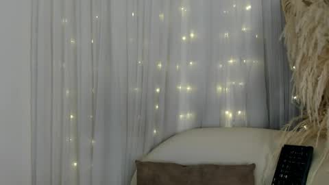 Snapshot of helen_zen chatting on 9, 4, 2026 helen zen online show from 9, 4, 2026