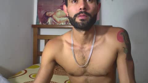 Snapshot of hideonbush051 chatting on 9, 4, 2026 hideonbush online show from 9, 4, 2026