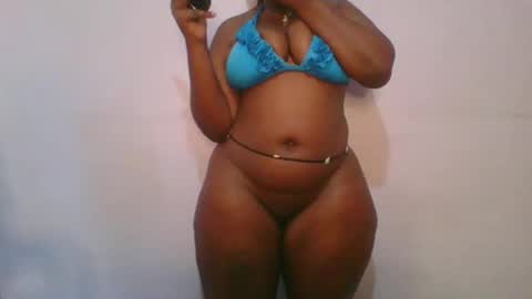 Snapshot of honey_beb chatting on 22, 11, 2025 honey_beb online show from 22, 11, 2025