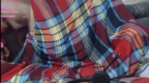 Snapshot of i_love_finger_pussy chatting on 6, 4, 2026 jeane online show from 6, 4, 2026