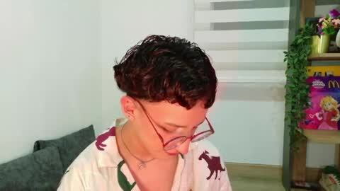 ian  online show from 14, 4, 2026