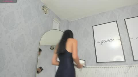    online show from 7, 4, 2026