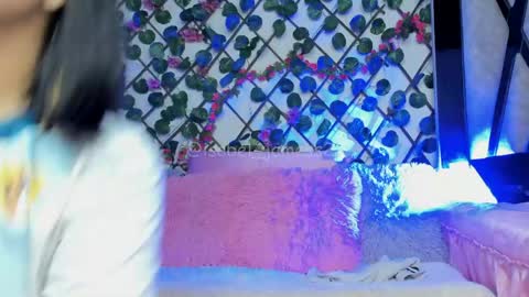 Snapshot of isabel_jamess chatting on 14, 4, 2026 Isa online show from 14, 4, 2026