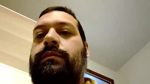 italianbigboy932 online show from 5, 4, 2026