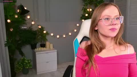 jane_westt online show from 13, 4, 2026